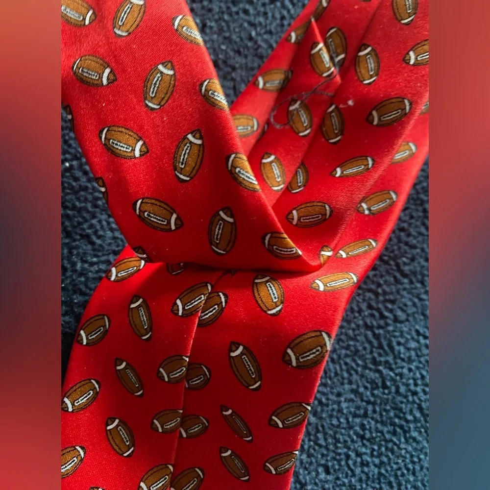 Clip on tie for young boys